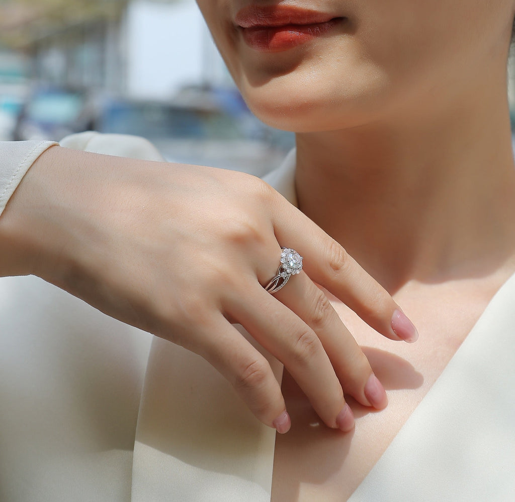 Snow Lotus Moissanite Halo Ring in Sterling Silver