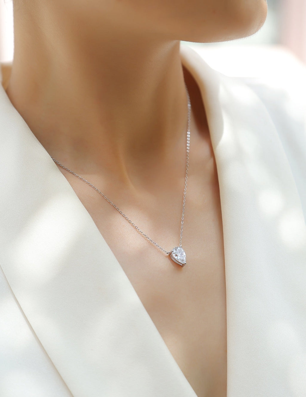Goutte Moissanite Pear Pendant Necklace in Sterling Silver
