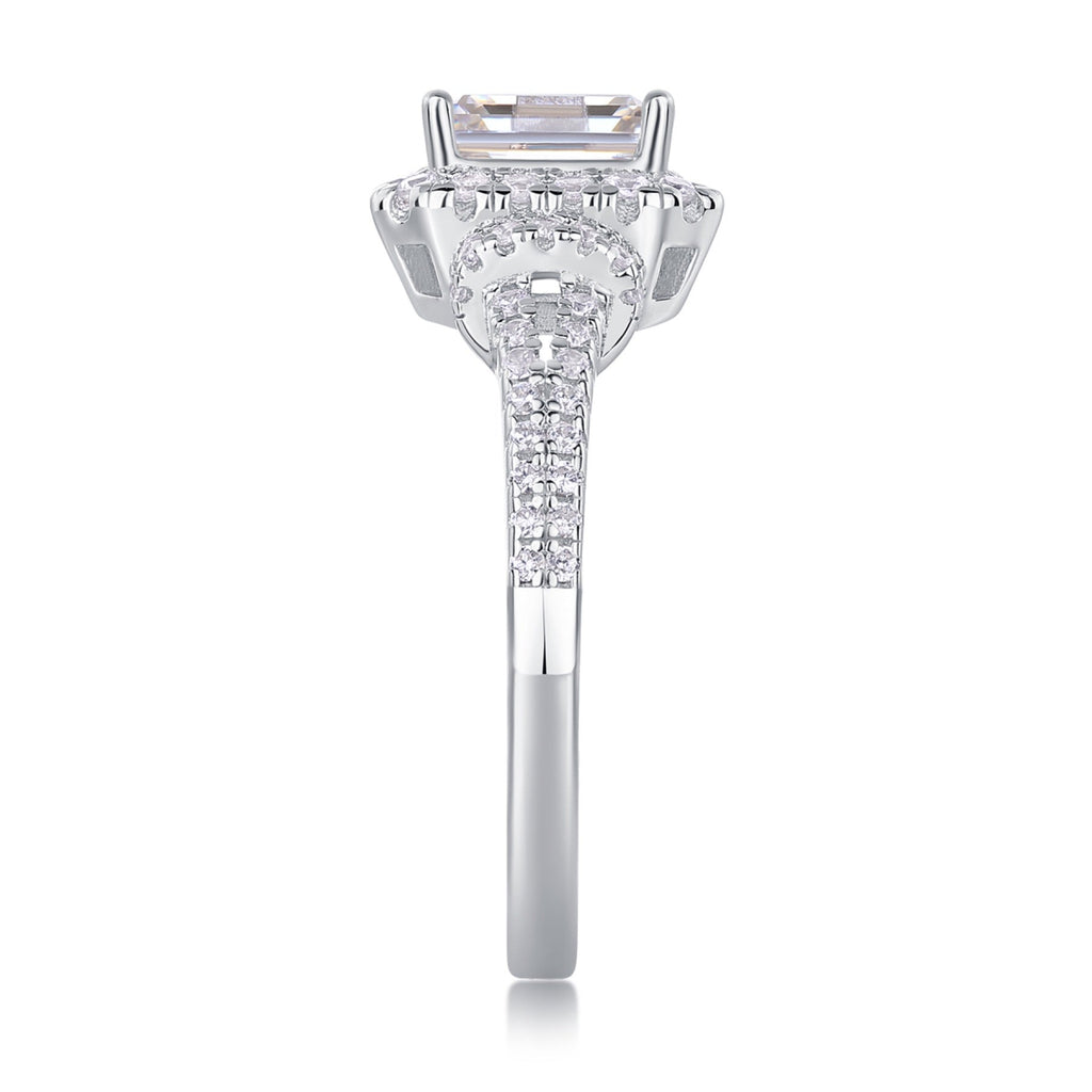 Cofanetto Emerald-Cut Moissanite Three-Stone Ring in Sterling Silver