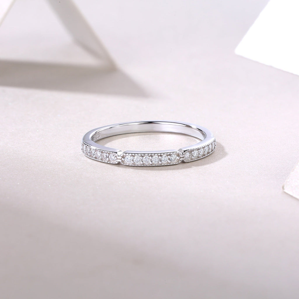 Gioventu Moissanite Band Ring in Sterling Silver