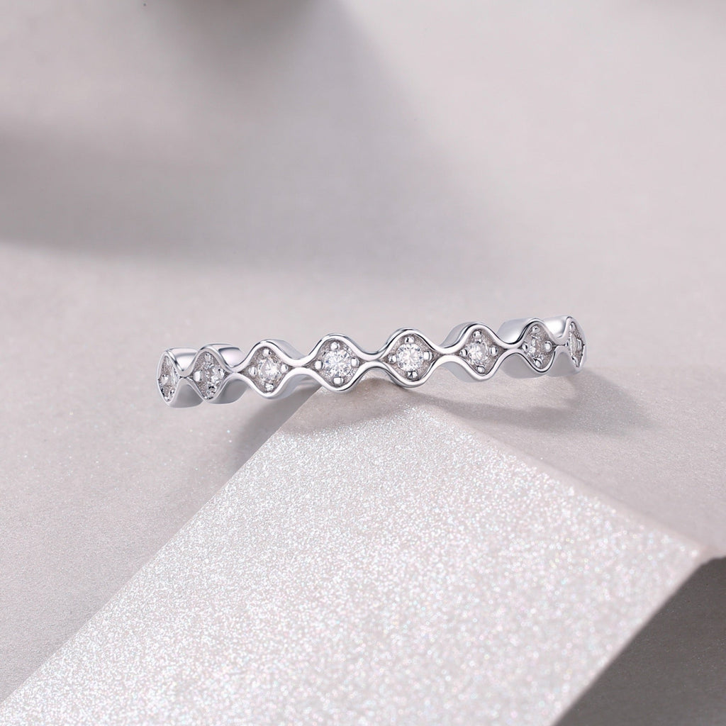Bruma Moissanite Band Ring in Sterling Silver