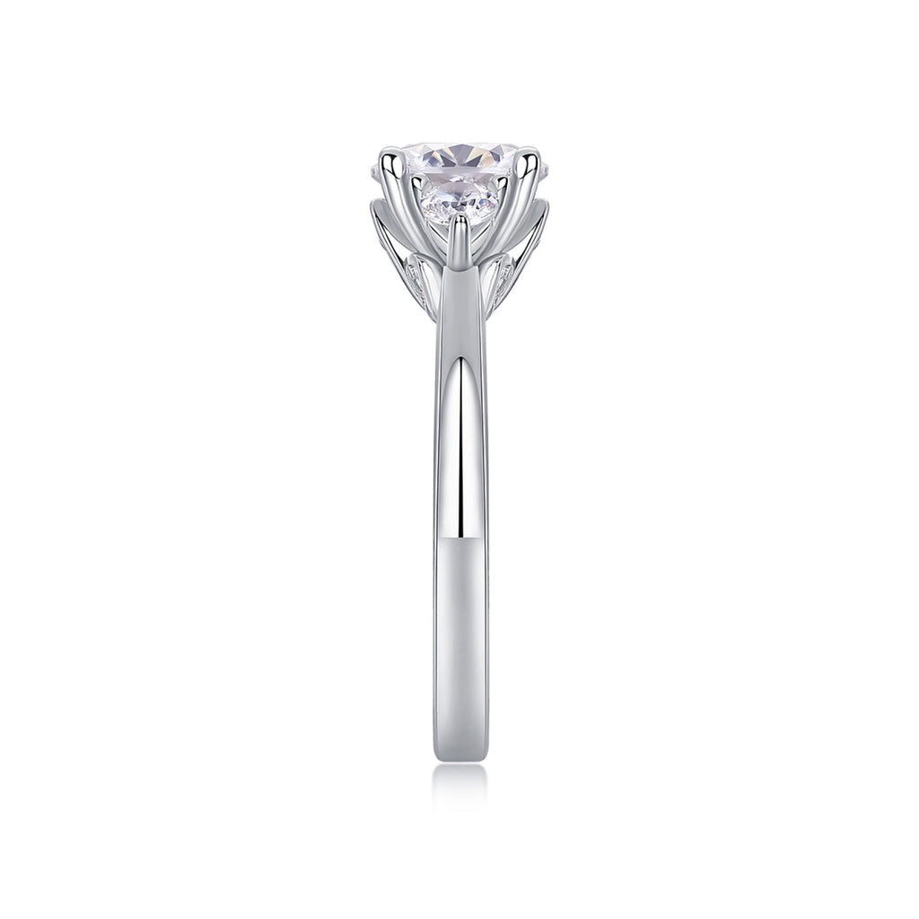 Starnight 2 Carat Moissanite Solitaire Ring in Sterling Silver