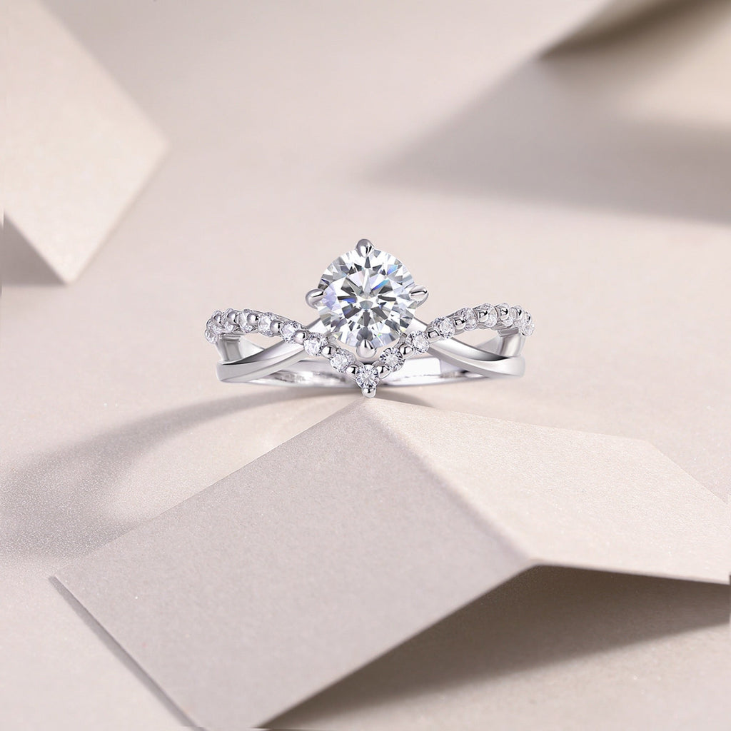 Crownlove Moissanite Band Ring in Sterling Silver