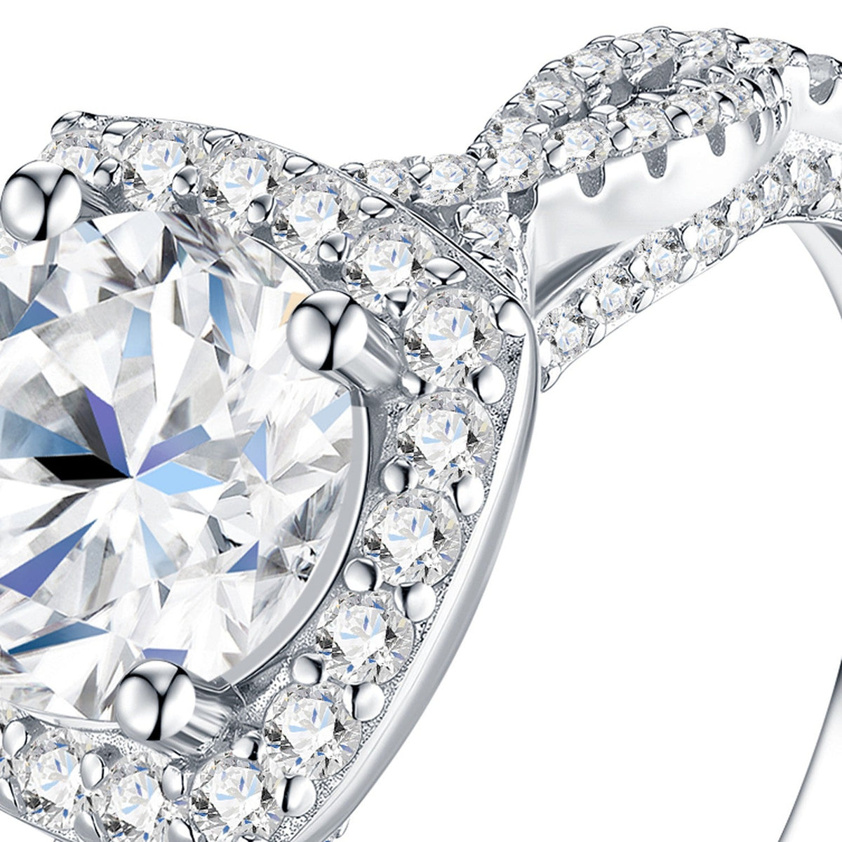 Grandalo 2 Carat Moissanite Halo Ring in Sterling Silver