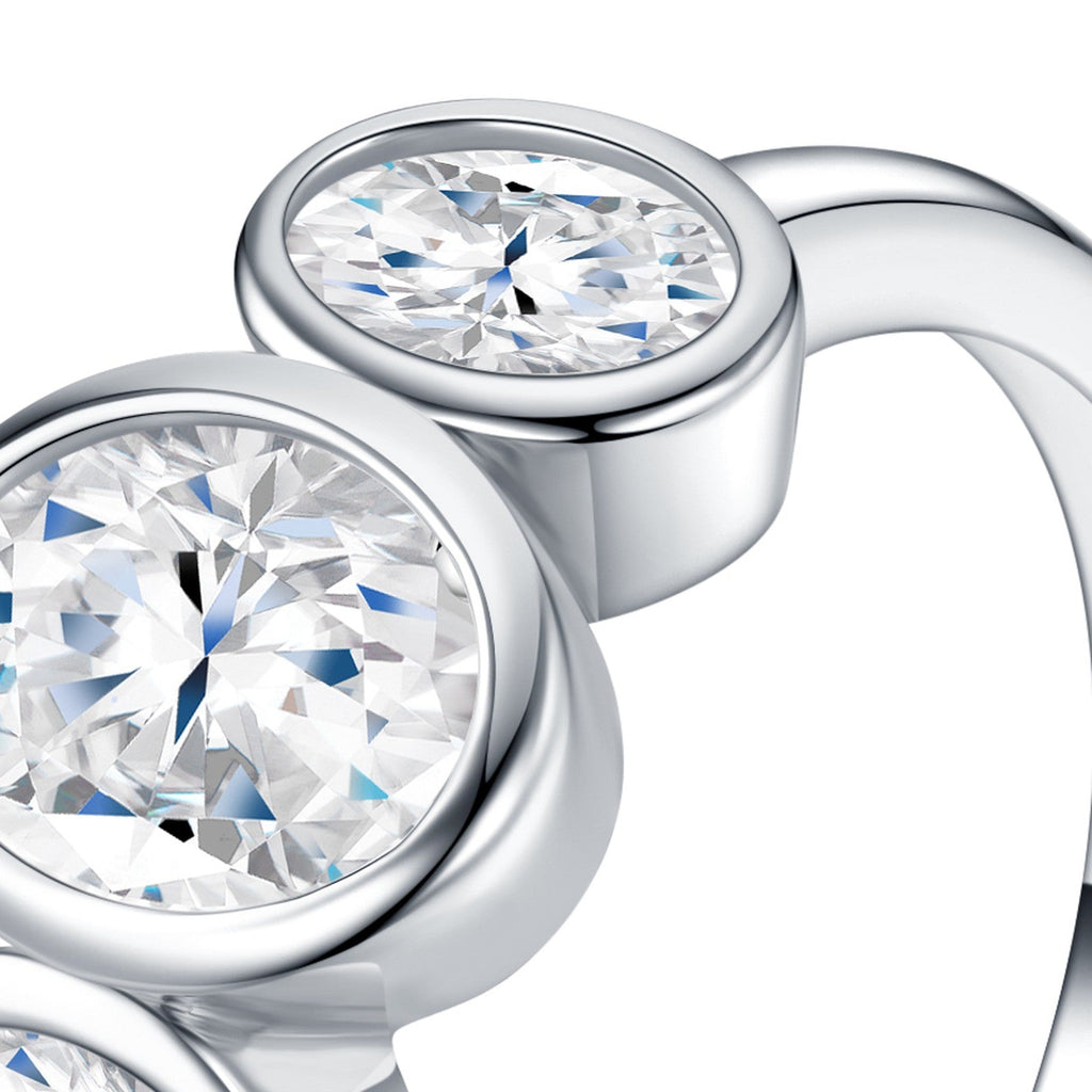 Doppia Oval-Cut Moissanite Two-Stone Ring in Sterling Silver