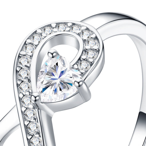 Amoreterno Heart-Cut Moissanite Band Ring in Sterling Silver
