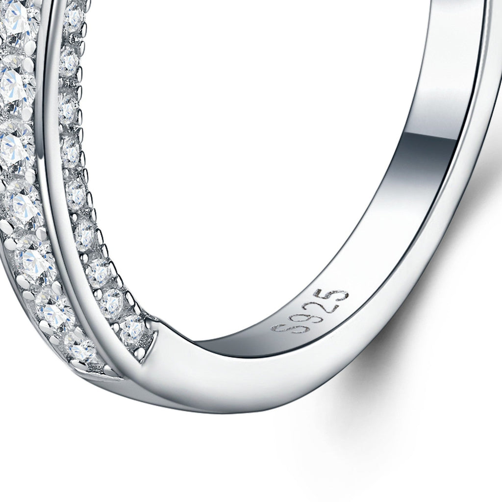Rigo Moissanite Band Ring in Sterling Silver