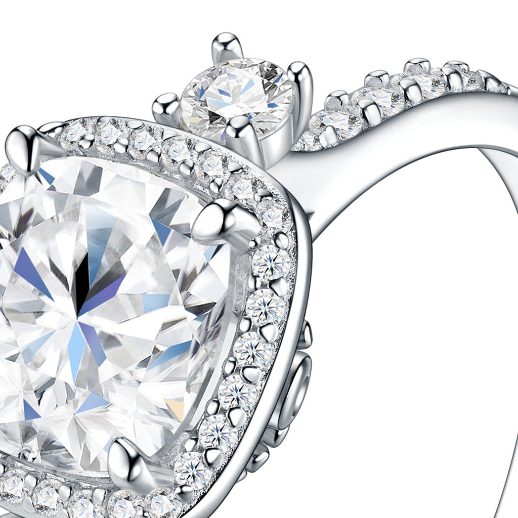 Cuscinalo Moissanite Halo Ring in Sterling Silver