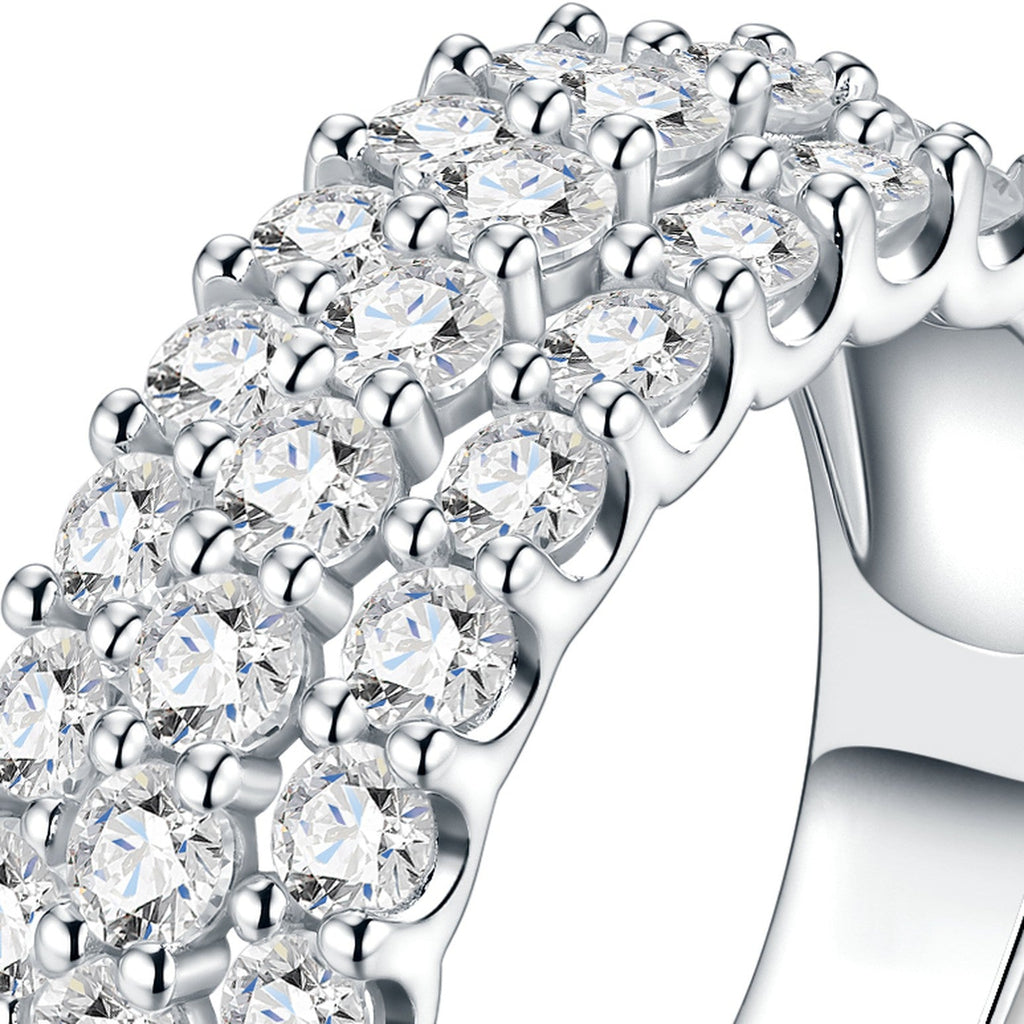 Doviziosa Moissanite Band Ring in Sterling Silver