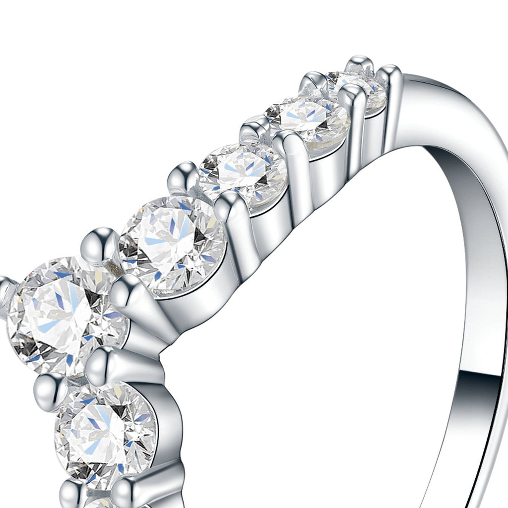 Reginella Moissanite Band Ring in Sterling Silver