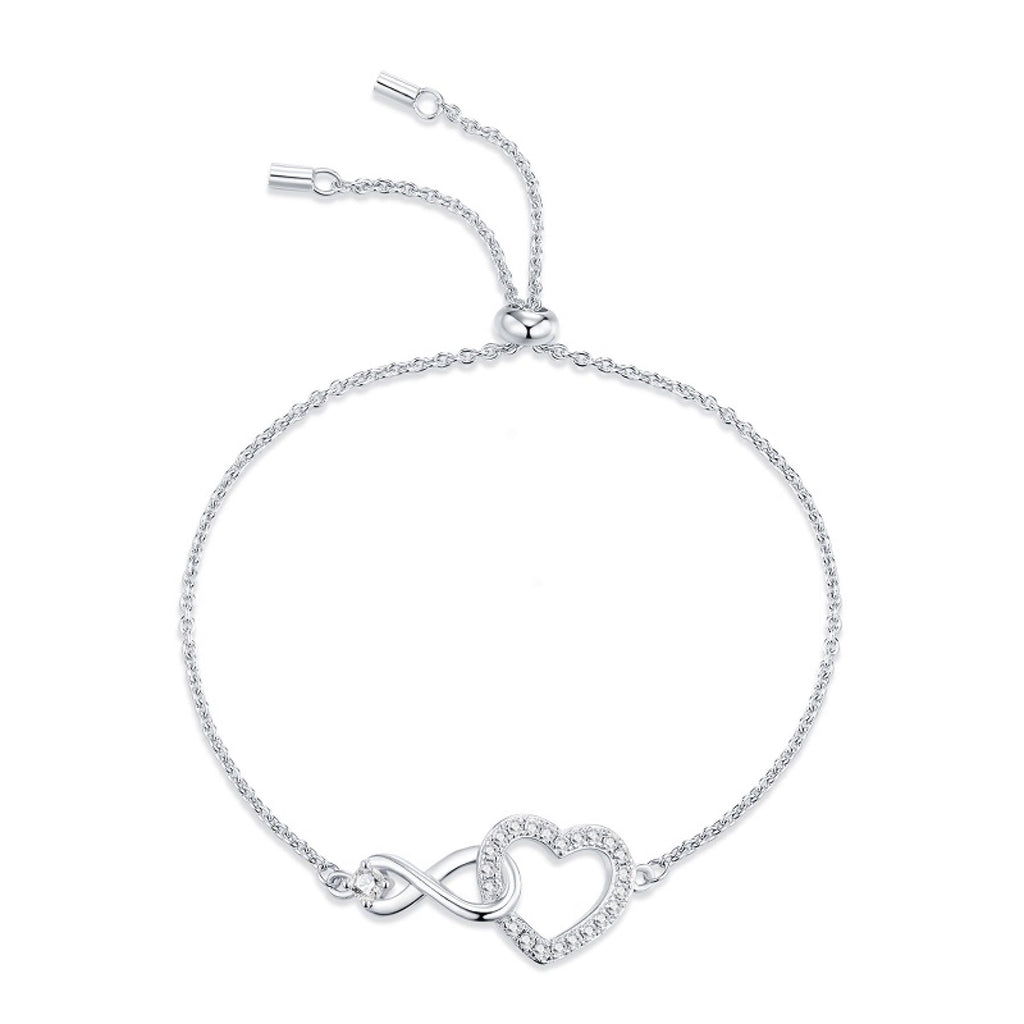 Infinicuore Moissanite Chain Bracelet in Sterling Silver