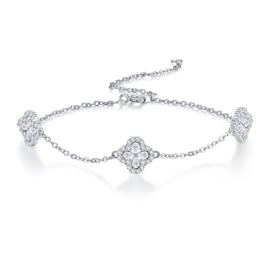 Quadrifogli Moissanite Chain Bracelet in Sterling Silver