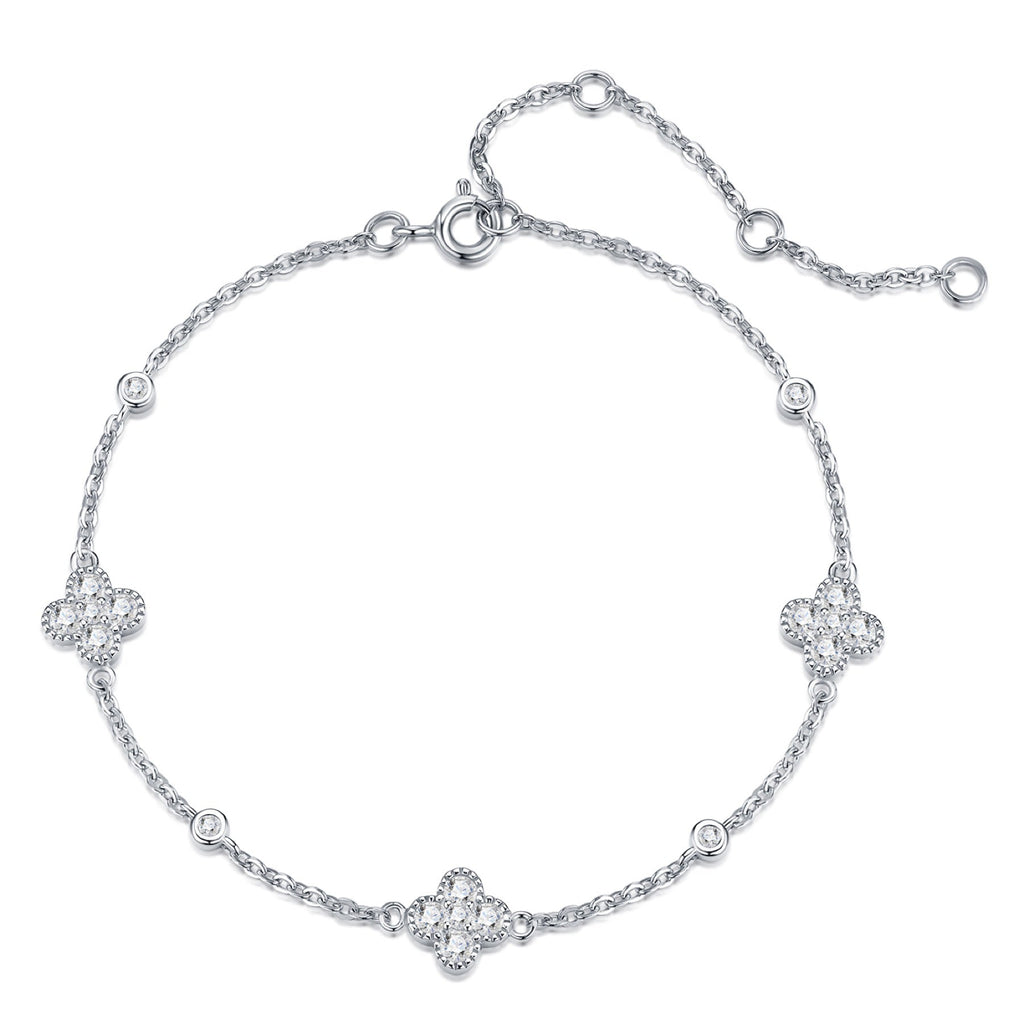Quadrifoglino Moissanite Chain Bracelet in Sterling Silver