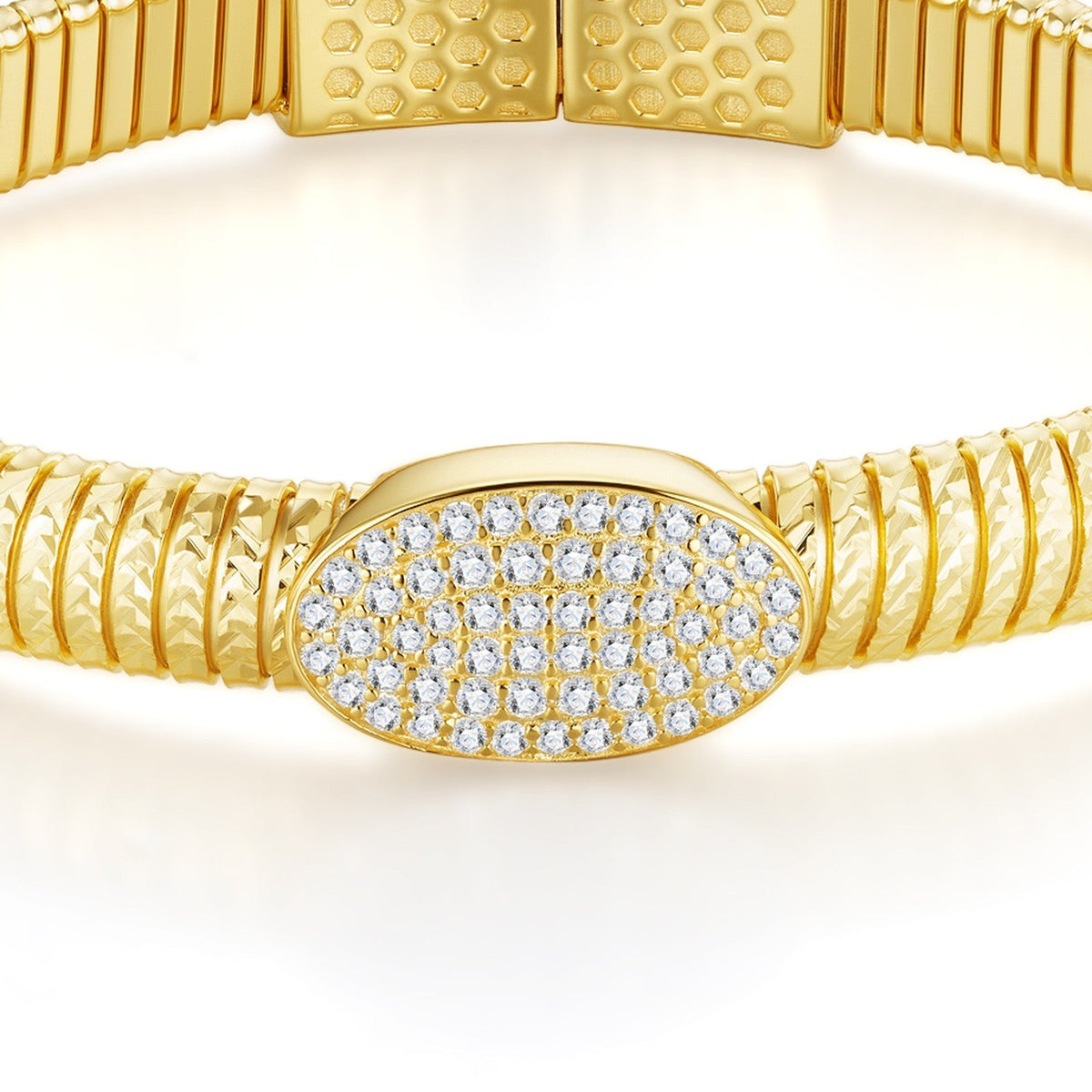 Flessibile Moissanite Bangle Bracelet in Gold-Tone Sterling Silver