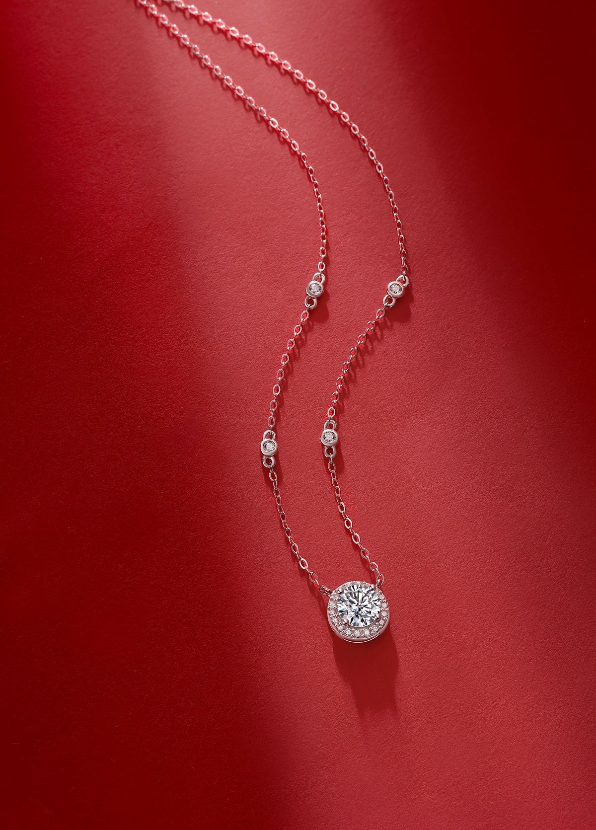Stardust 1ct Moissanite Pendant Necklace in S925 Sterling Silver
