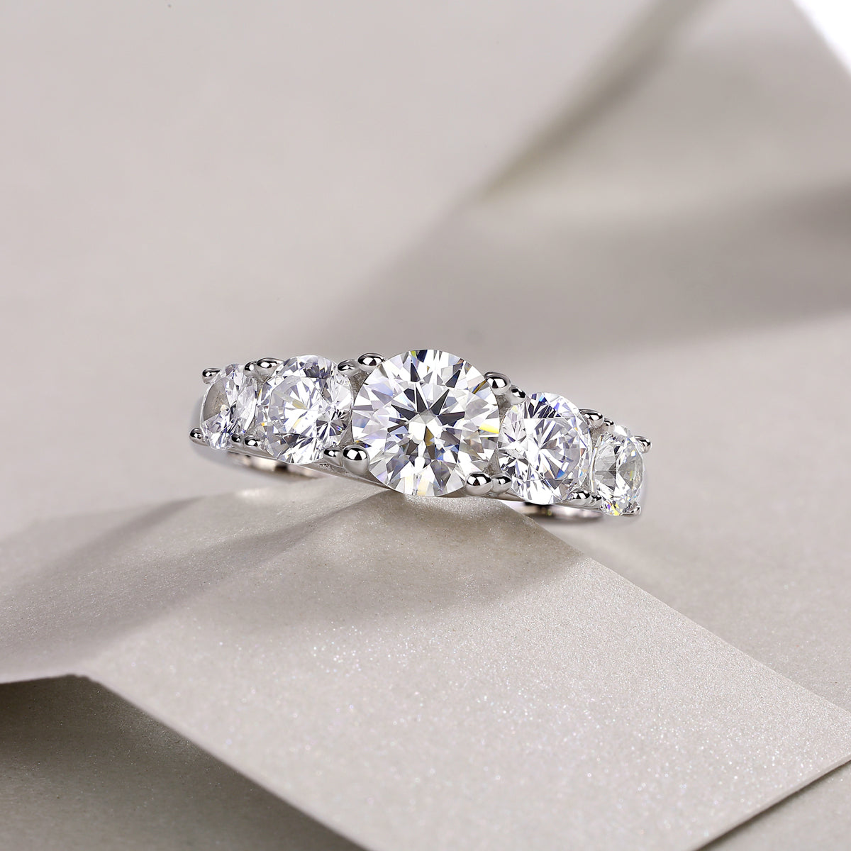 Devotion Moissanite Ring in S925 Sterling Silver