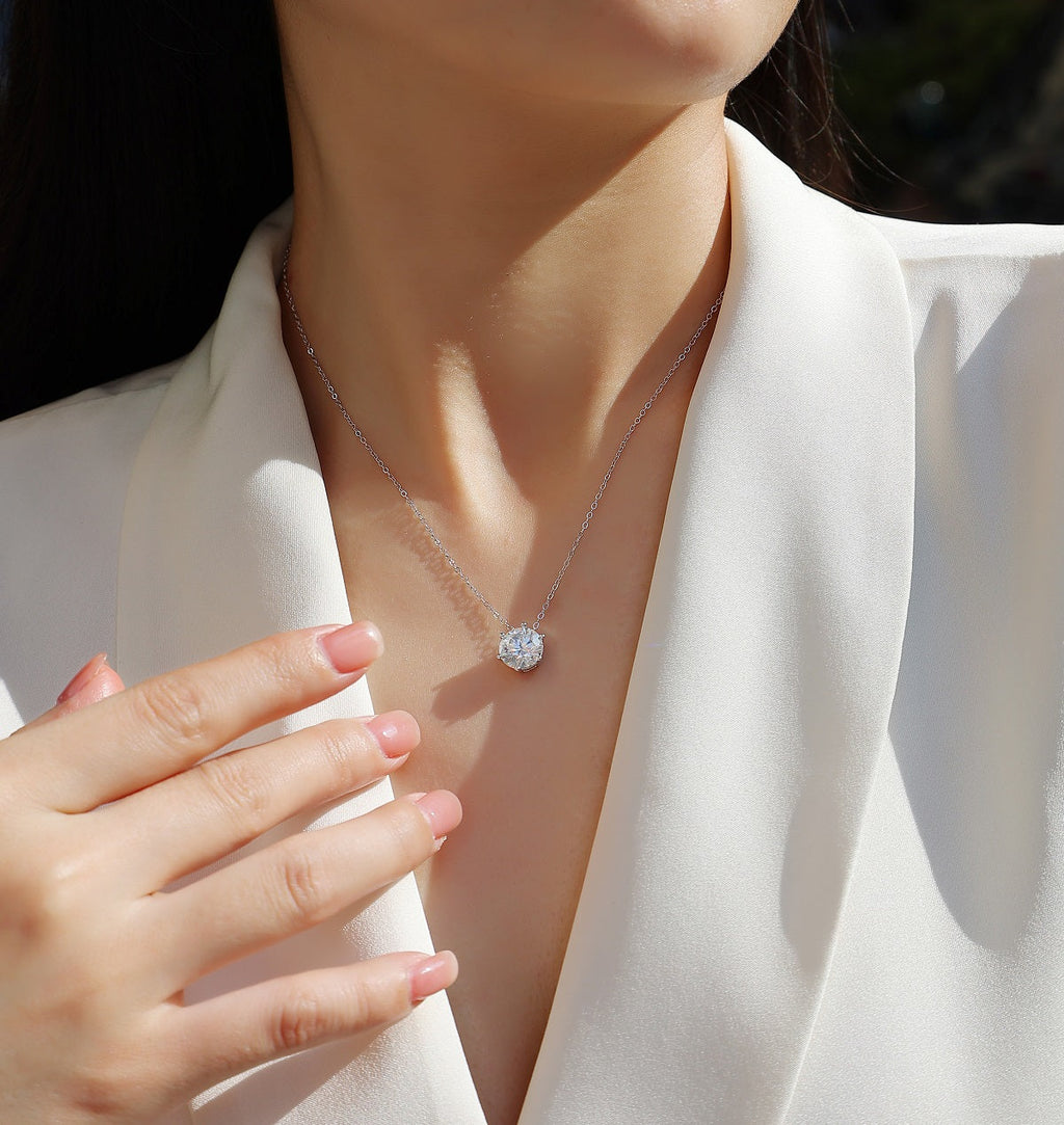 Afternoon Moissanite Pendant Necklace in S925 Sterling Silver